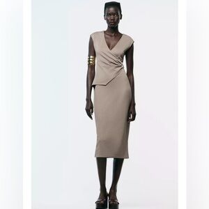 Zara NWT Elegant Taupe Dress With side buckle